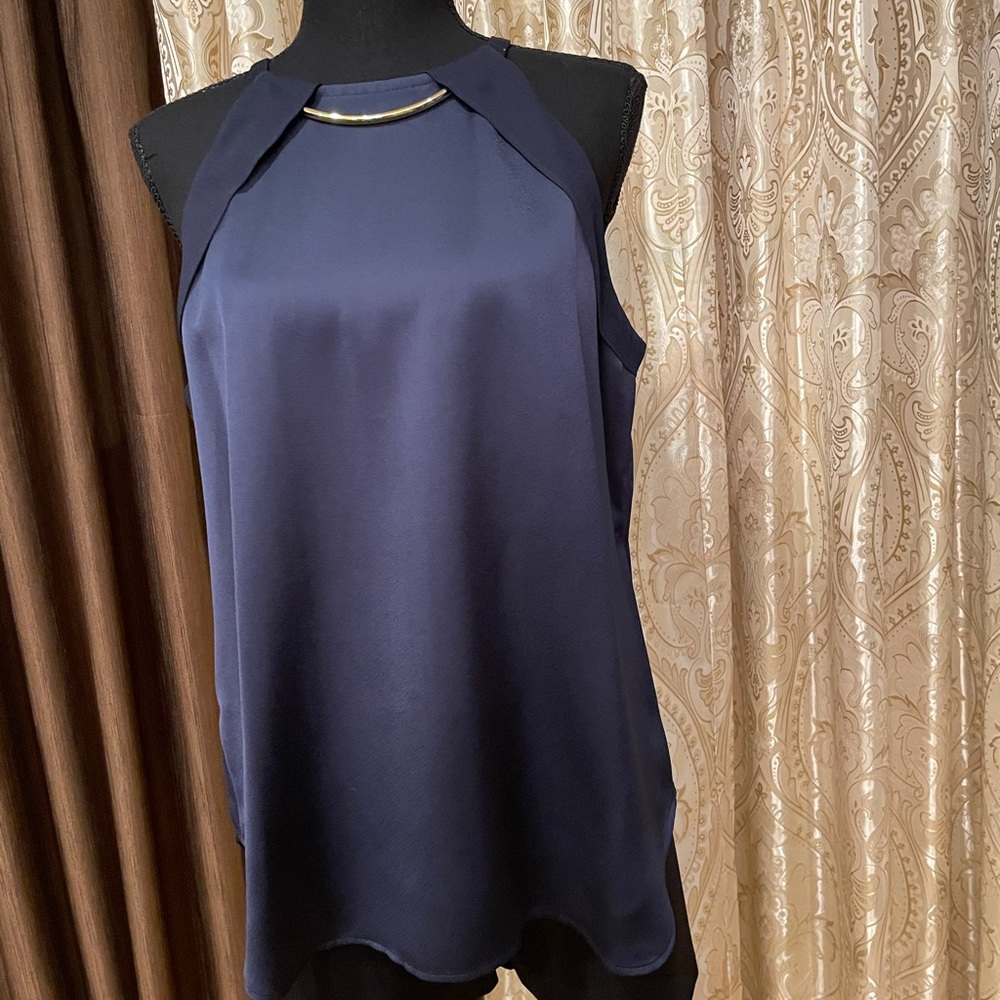 Sleeveless blouse